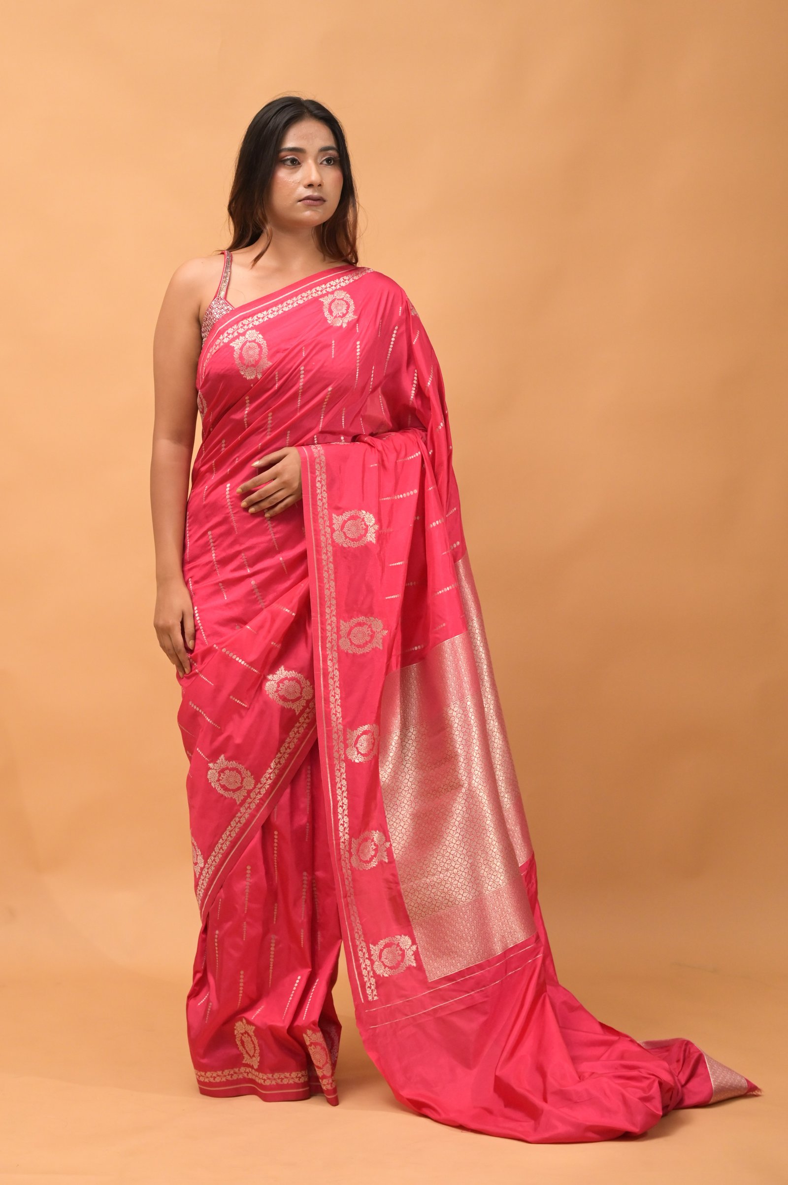 Woven Fuchsia  Pink Silk Saree with Zari Detailing